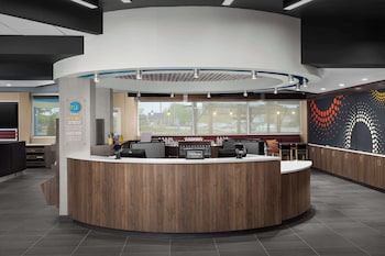 tru by hilton columbus east broad