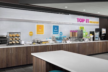 tru by hilton columbus east broad