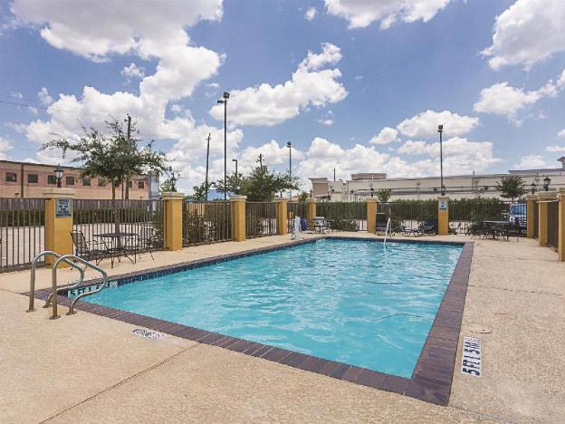 la quinta inn and suites by wyndham houston energy corridor