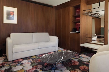 duo hotel lisbon curio collection by hilton