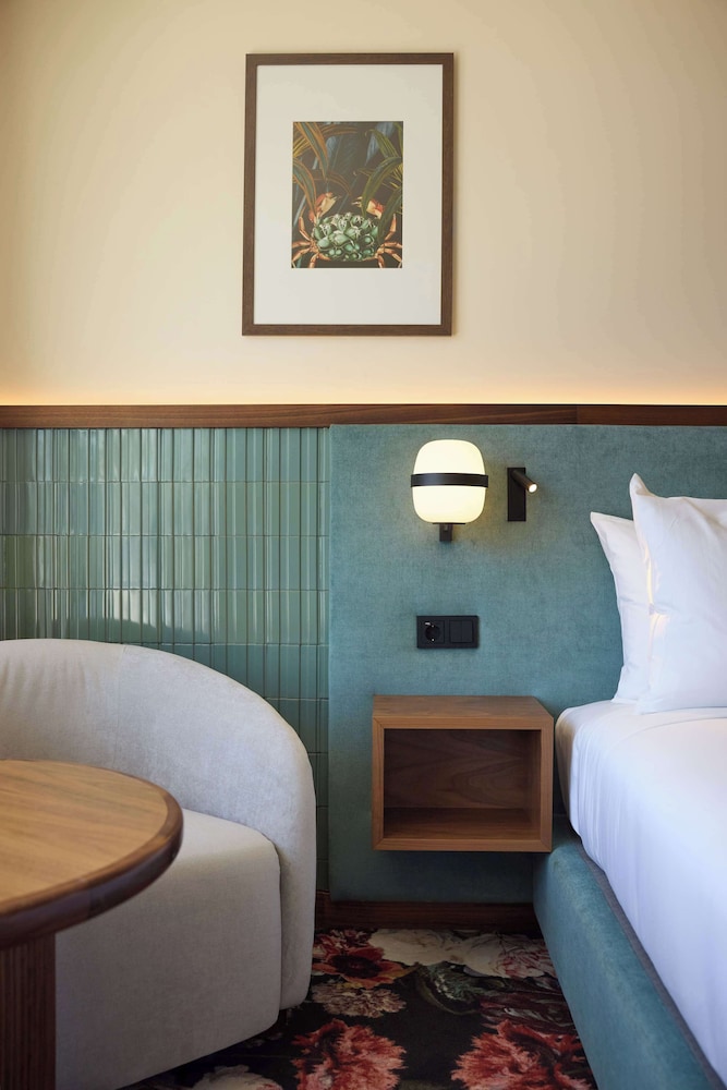 duo hotel lisbon curio collection by hilton