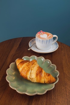 duo hotel lisbon curio collection by hilton