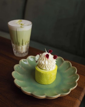 duo hotel lisbon curio collection by hilton