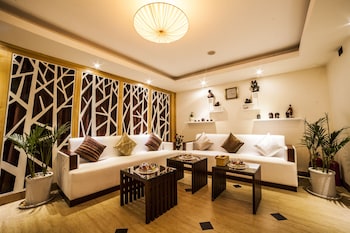 moonlight hotel hue