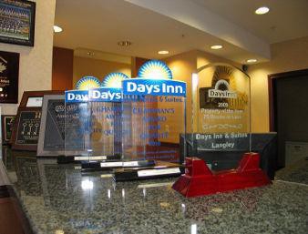 Days Inn & Suites By Wyndham Langley,Vancouver>>Langley,3 star