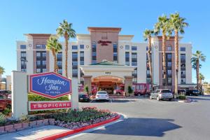 hampton inn tropicana