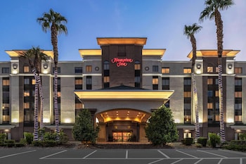 hampton inn tropicana