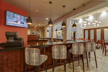 hampton inn tropicana