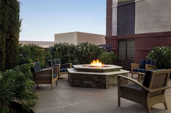hampton inn tropicana