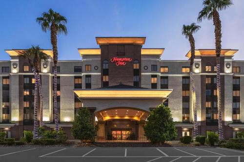 hampton inn tropicana