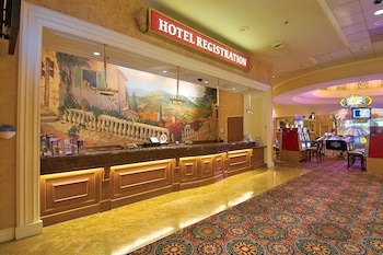 Suncoast Hotel And Casino,Downtown Las Vegas>>Clark County,4 star
