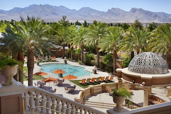 Suncoast Hotel And Casino,Downtown Las Vegas>>Clark County,4 star