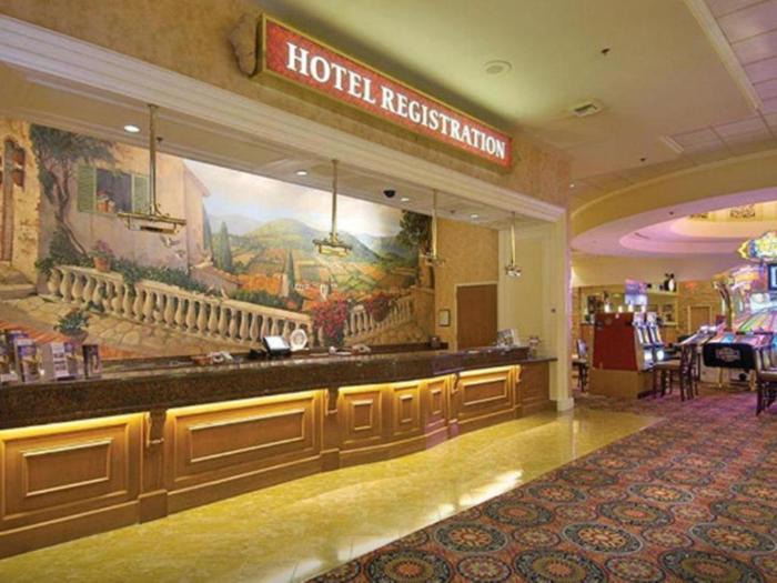 suncoast hotel and casino