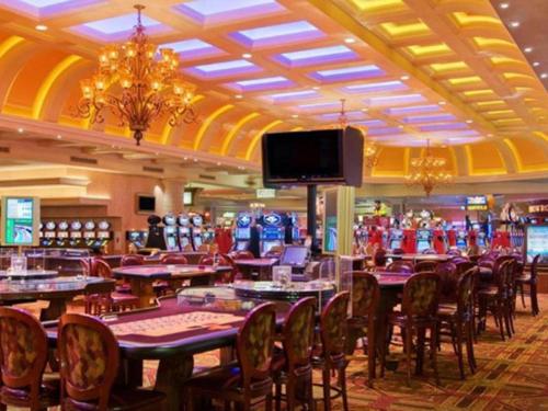 suncoast hotel and casino