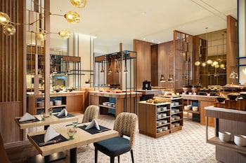 doubletree by hilton jakarta bintaro jaya