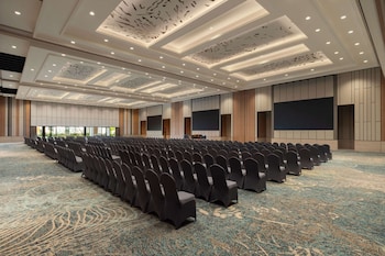 doubletree by hilton jakarta bintaro jaya