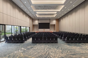 doubletree by hilton jakarta bintaro jaya