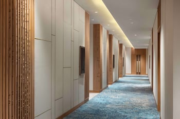 doubletree by hilton jakarta bintaro jaya
