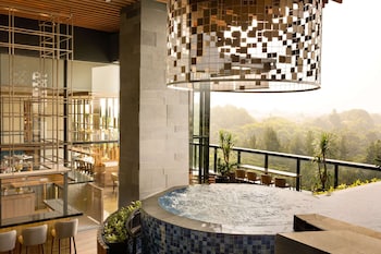 doubletree by hilton jakarta bintaro jaya