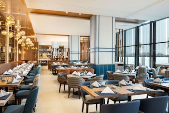 doubletree by hilton jakarta bintaro jaya