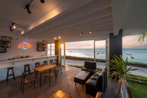 kristal hotel kupang