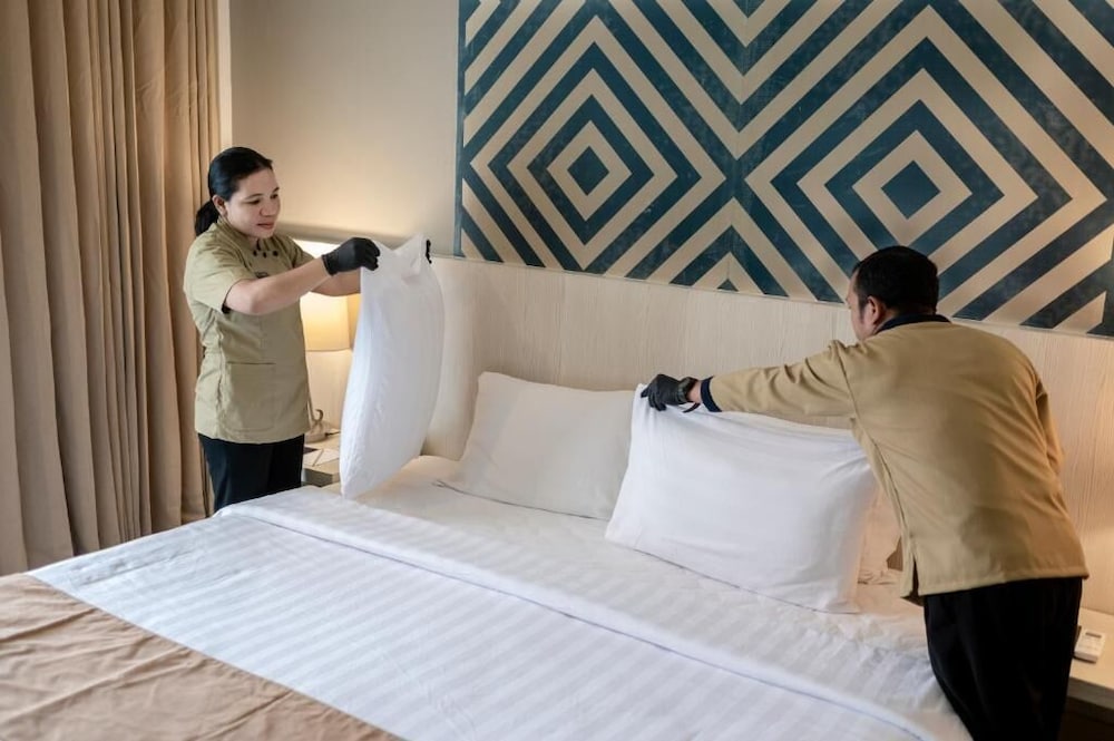 kristal hotel kupang