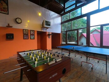 tiaraa monolith lake resort