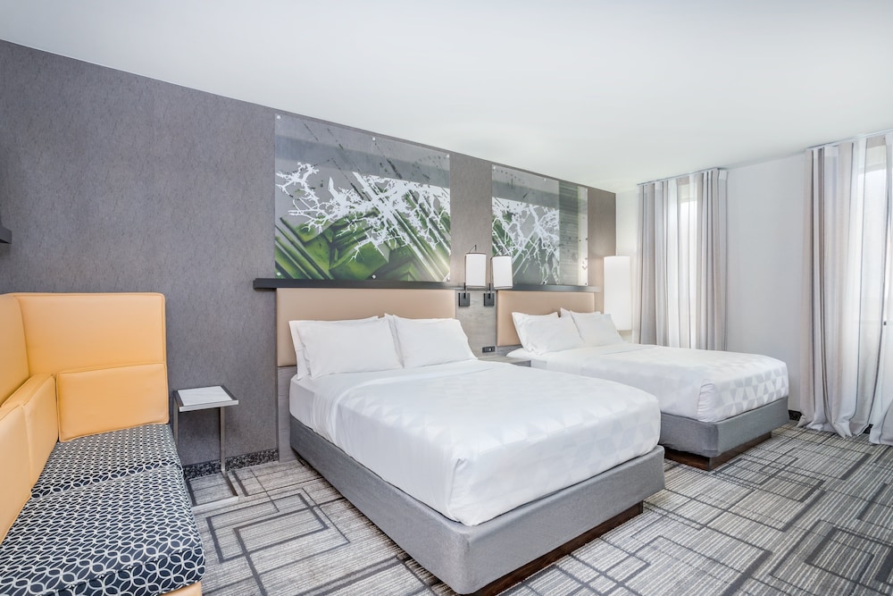 holiday inn lafayette city centre by ihg