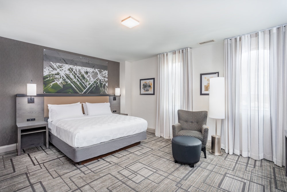 holiday inn lafayette city centre by ihg