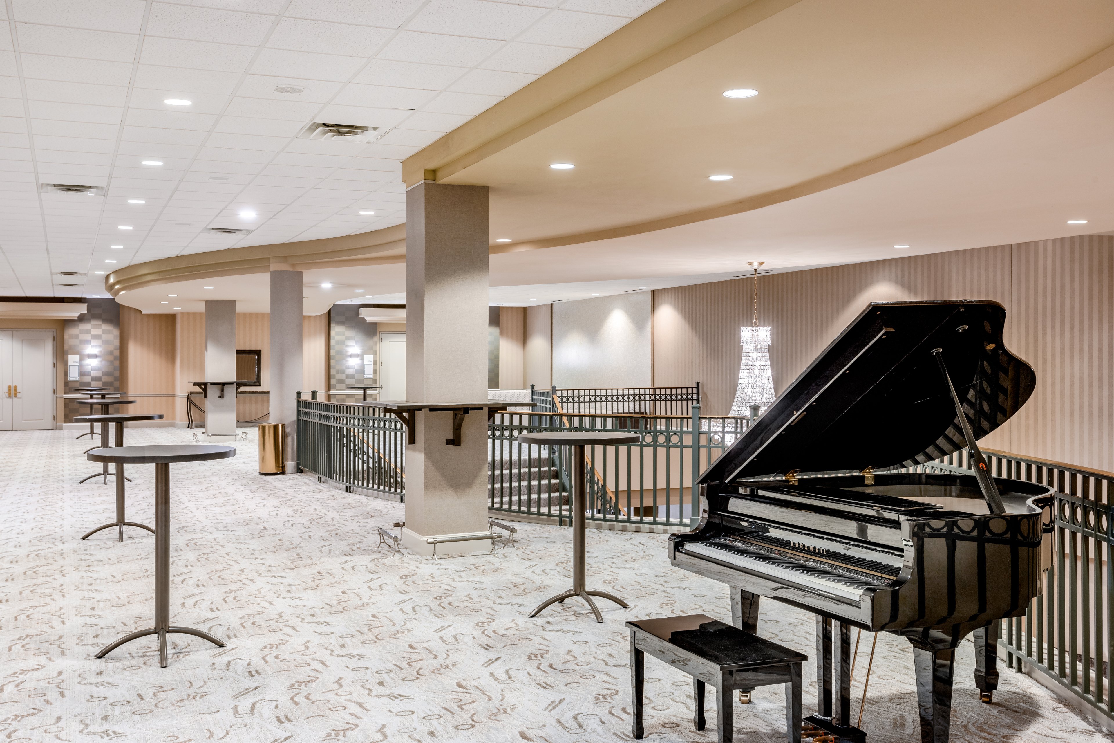 holiday inn lafayette city centre by ihg