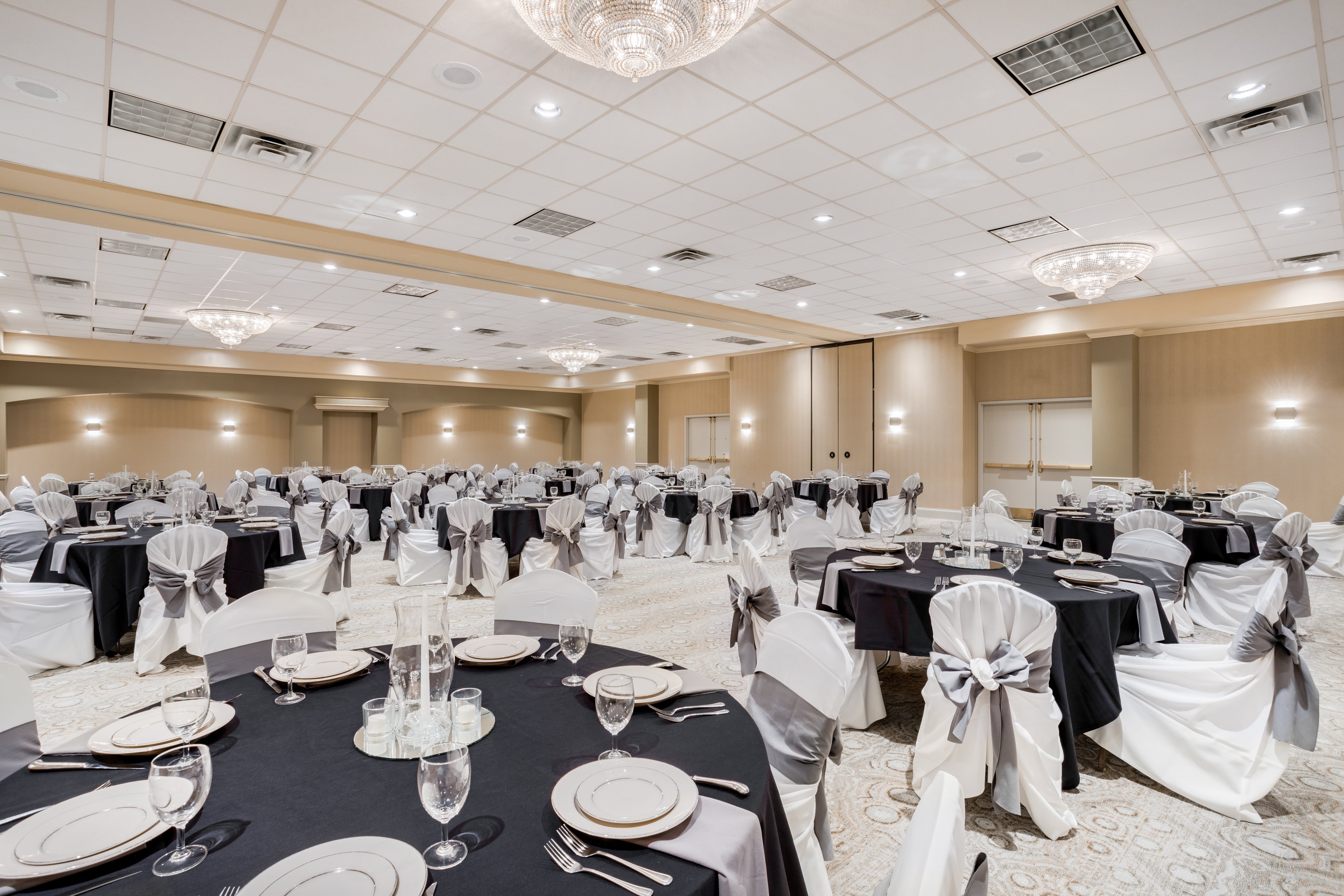 holiday inn lafayette city centre by ihg