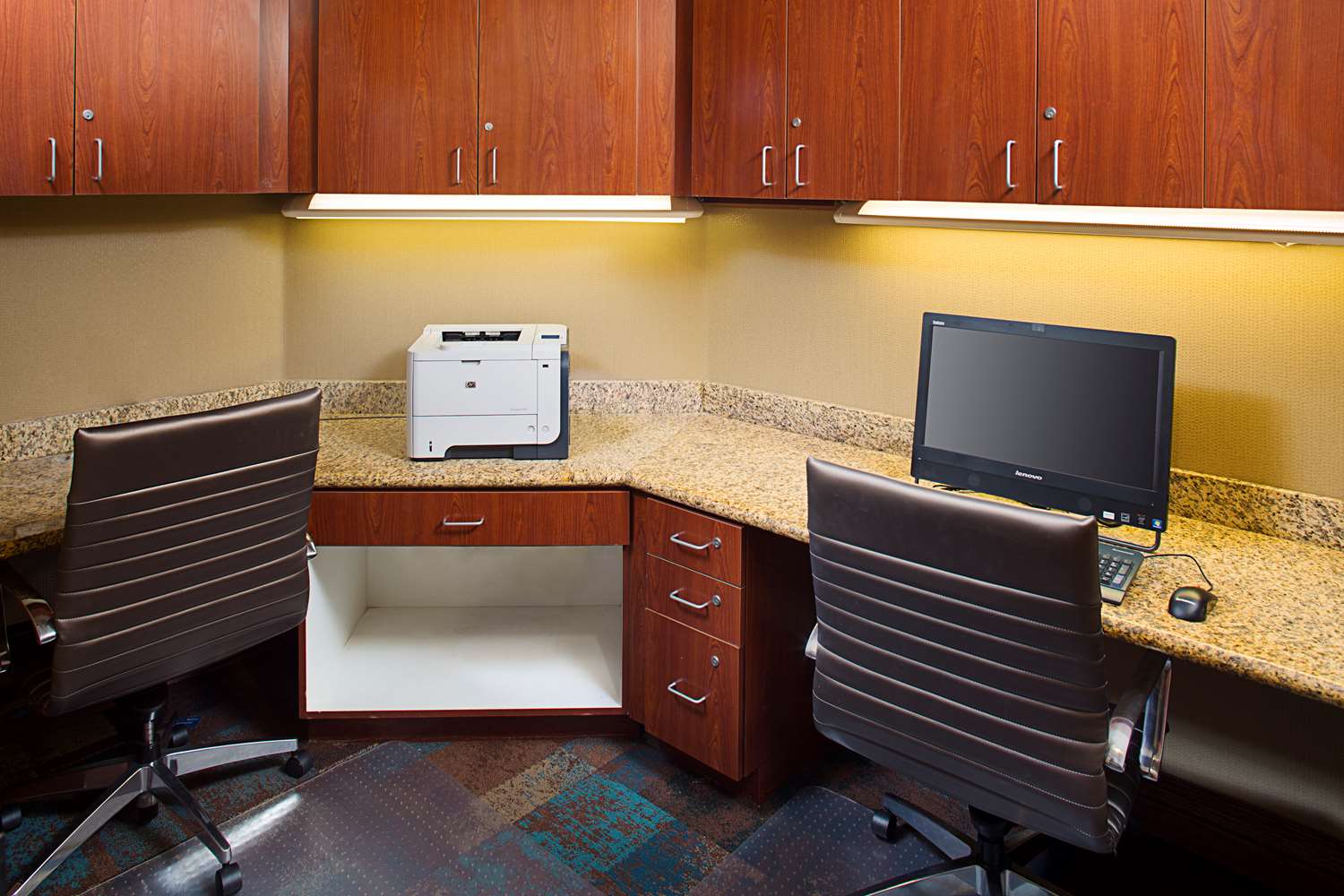 hampton inn and suites lancaster