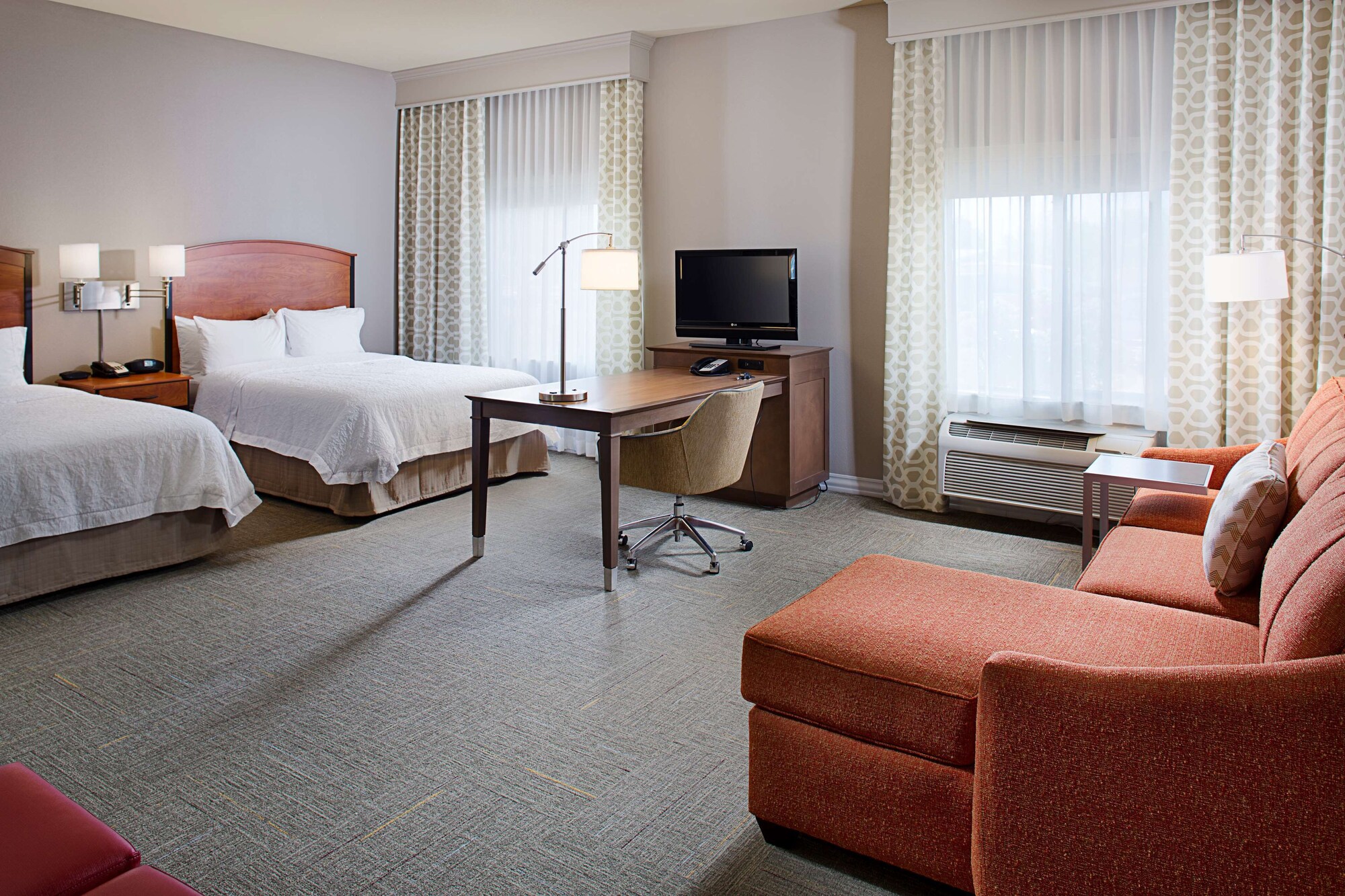 hampton inn and suites lancaster