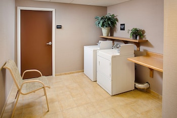 Hampton Inn & Suites Lancaster,Los Angeles>>Lancaster,3 star