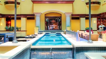 embassy suites by hilton laredo