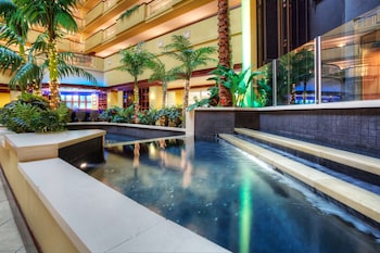 embassy suites by hilton laredo