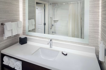embassy suites by hilton laredo