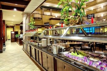 embassy suites by hilton laredo