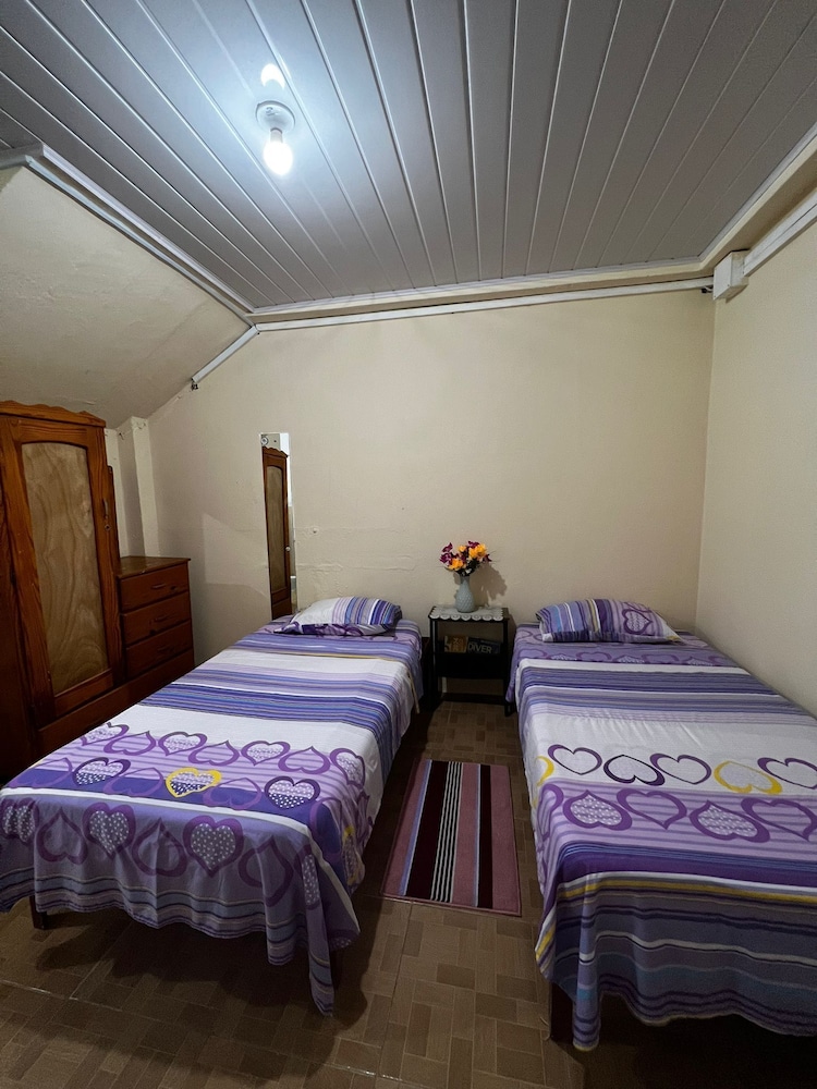 queens comfort inn