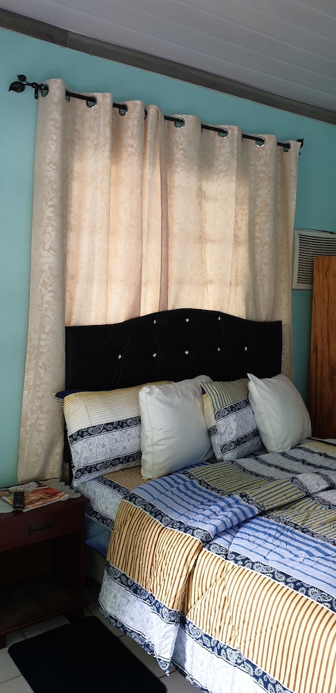 queens comfort inn