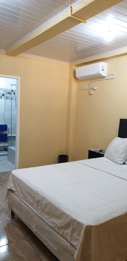 queens comfort inn