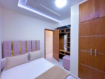 luxury of mesnana