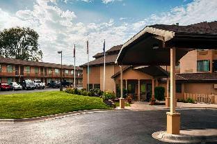 quality inn and suites lawrence university area