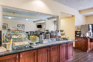 quality inn and suites lawrence university area