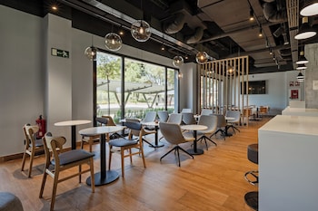 ibis budget madrid aeropuerto