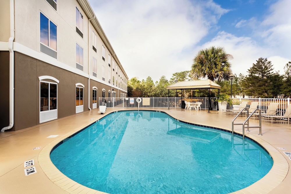 holiday inn express hotel and suites inverness by ihg