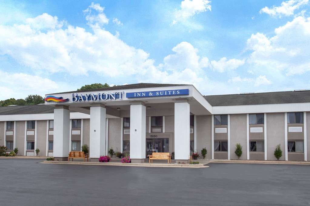 baymont by wyndham grand haven