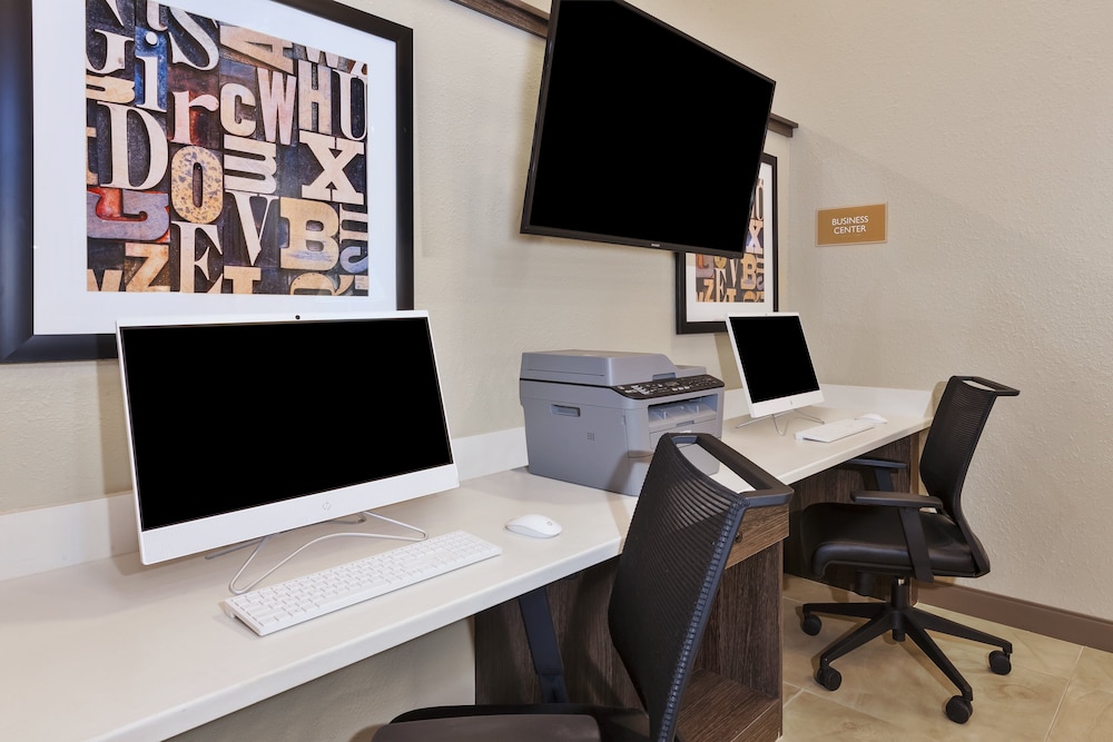 candlewood suites grand rapids airport by ihg