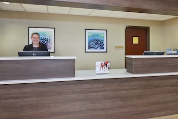Candlewood Suites Grand Rapids Airport By Ihg,Near Patterson Ice Center,3 star