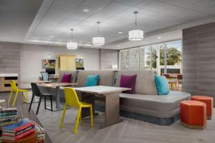home2 suites by hilton laredo north
